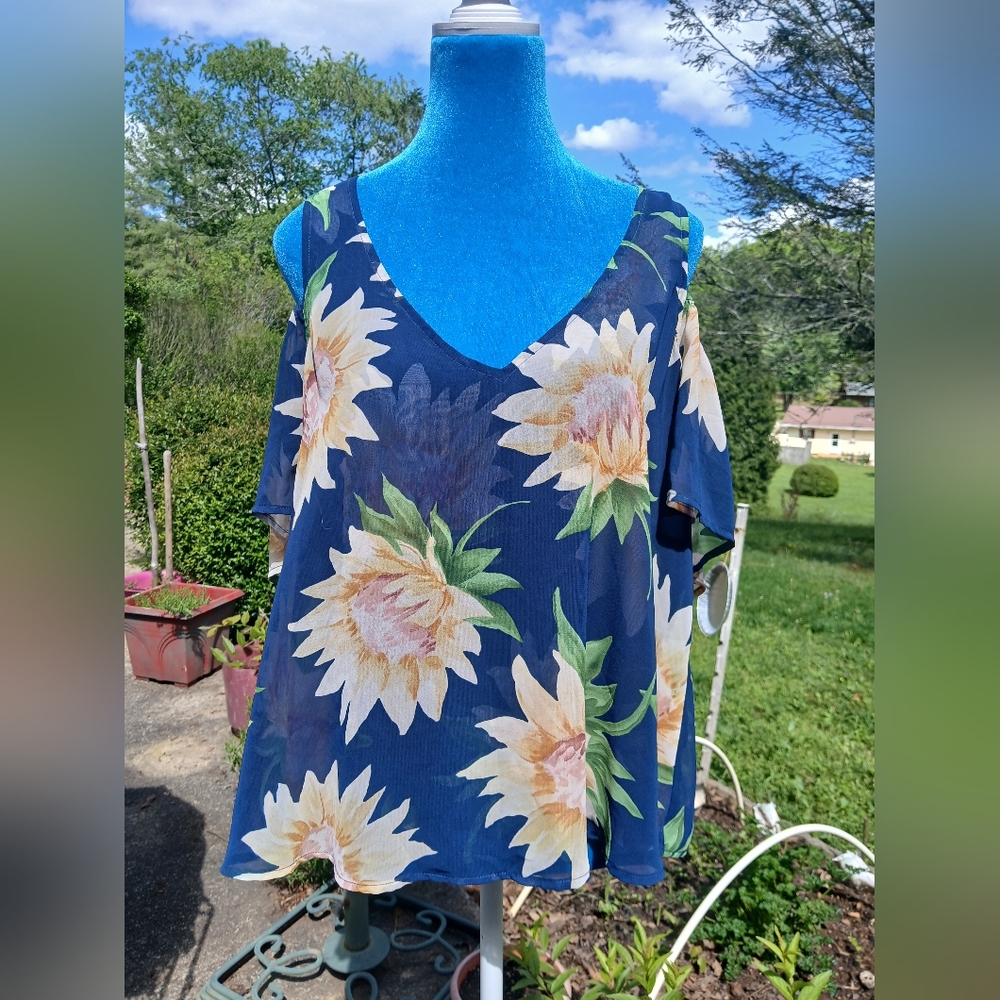 Show Me Your MuMu Blue Sunflower Cold Shoulder Top M/L